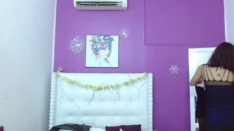 Snapshot of nextdoor_fantasy chatting on December 28, 9:08 pm nextdoor_fantasy online show from December 28, 9:08 pm