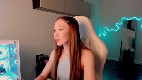 Mina online show from February 24, 7:39 am