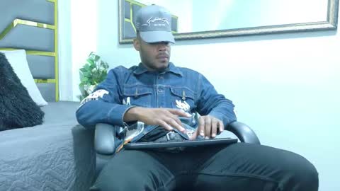 neytanmalcon online show from November 6, 8:43 pm