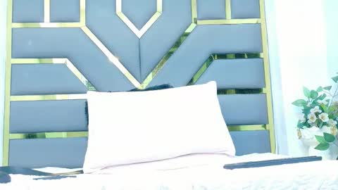 neytanmalcon online show from December 13, 10:48 pm