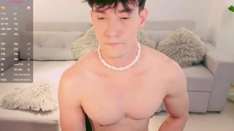 Snapshot of neythan__blaze chatting on October 28, 10:12 pm online show from October 28, 10:12 pm