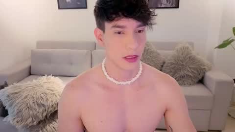   online show from February 22, 7:23 pm