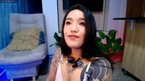 Snapshot of neytiri_san chatting on June 17, 4:04 am Valery Gonzales online show from June 17, 4:04 am