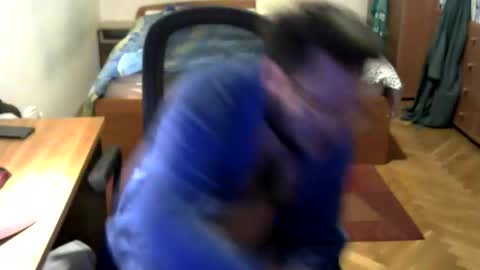 nezoss online show from December 17, 7:47 am