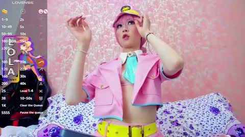 NEZUKO MITSURI online show from October 14, 5:47 pm