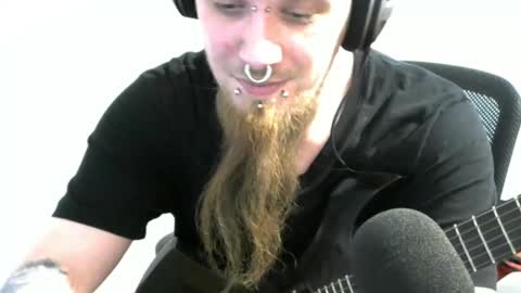 Snapshot of nezvers chatting on February 14, 6:19 pm YouPick online show from February 14, 6:19 pm