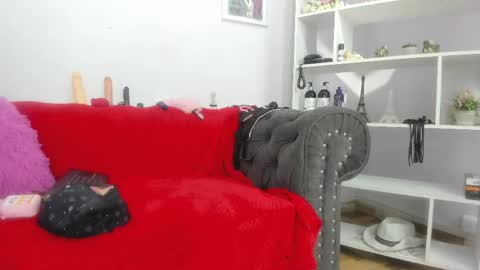 Snapshot of nezzukoo chatting on May 5, 7:22 pm nezzukoo online show from May 5, 7:22 pm