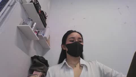 Snapshot of ngan_sexy_vn chatting on October 13, 8:25 am Ngn Ngn online show from October 13, 8:25 am