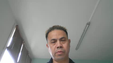 nguyen7788789 online show from May 19, 7:04 am