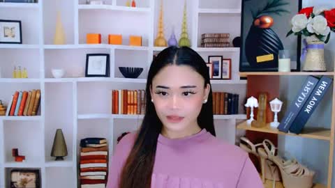 Snapshot of nhicolehollywood chatting on May 8, 1:22 am hottie nicole online show from May 8, 1:22 am