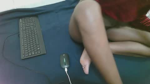 nia_0 online show from February 11, 6:46 pm