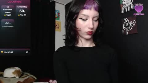 Snapshot of niakat_ chatting on January 11, 7:28 am niakat online show from January 11, 7:28 am