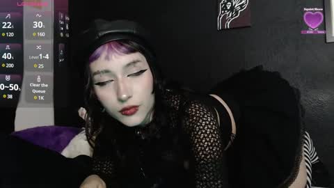 Snapshot of niakat_ chatting on January 12, 4:52 am niakat online show from January 12, 4:52 am