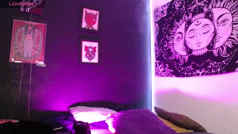 Snapshot of niakat_ chatting on September 18, 8:44 pm niakat online show from September 18, 8:44 pm