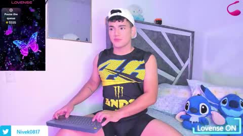 Snapshot of niall_falcon chatting on March 16, 11:58 am Niall online show from March 16, 11:58 am