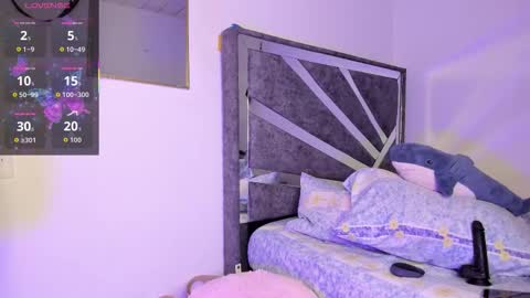 Snapshot of niall_falcon chatting on March 28, 2:27 pm Niall online show from March 28, 2:27 pm