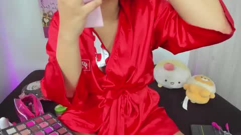  Nia  online show from October 6, 4:04 pm