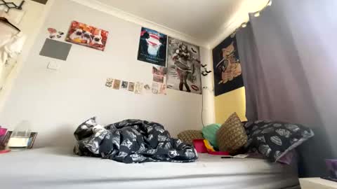 Snapshot of niarosemaryy chatting on April 11, 11:03 am niarosemaryy online show from April 11, 11:03 am