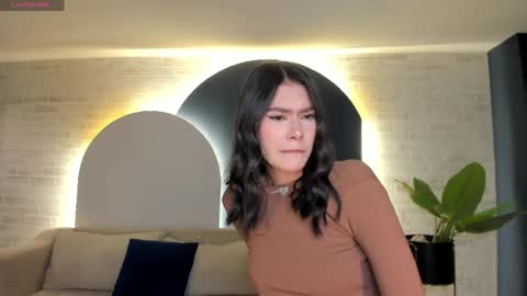 Snapshot of niasalvatore chatting on May 5, 6:38 pm Call me Nia online show from May 5, 6:38 pm