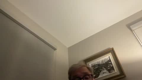 Snapshot of nice_gentle_naughty chatting on December 25, 12:27 am Nice Gentle Naughty online show from December 25, 12:27 am