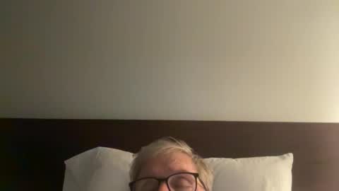 Snapshot of nice_gentle_naughty chatting on May 14, 2:40 am Nice Gentle Naughty online show from May 14, 2:40 am