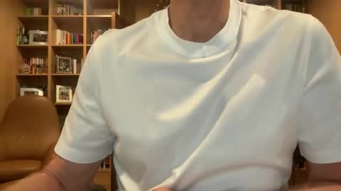 Snapshot of nice_gentle_naughty chatting on June 6, 6:34 pm Nice Gentle Naughty online show from June 6, 6:34 pm