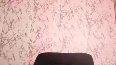 Snapshot of nicecherry_ chatting on November 14, 3:22 pm Michell online show from November 14, 3:22 pm