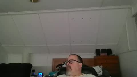 niceguy7208 online show from November 18, 5:45 am