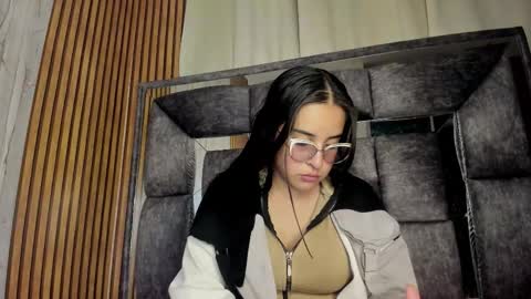 Luna online show from November 30, 10:36 pm