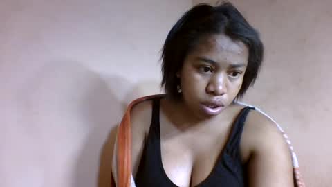 Snapshot of nicelly01 chatting on July 13, 6:05 am nicelly01 online show from July 13, 6:05 am