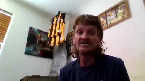 Snapshot of niceozziecockxxx chatting on January 14, 3:32 am Sexiishaine online show from January 14, 3:32 am