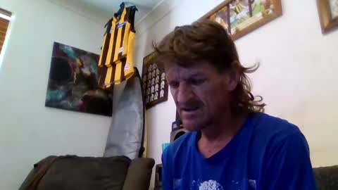 Snapshot of niceozziecockxxx chatting on February 21, 3:56 am Sexiishaine online show from February 21, 3:56 am