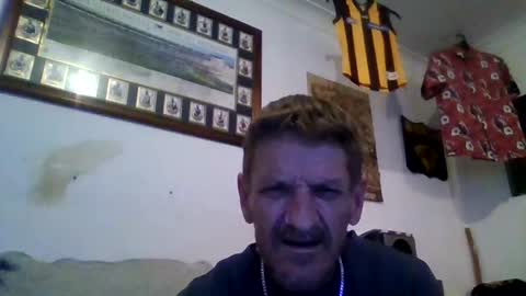 Snapshot of niceozziecockxxx chatting on September 16, 1:39 am Sexiishaine online show from September 16, 1:39 am