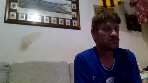 Snapshot of niceozziecockxxx chatting on November 12, 5:19 am Sexiishaine online show from November 12, 5:19 am