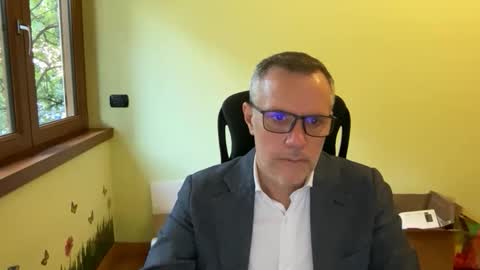 Andrew online show from October 22, 3:34 pm