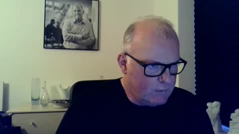 Snapshot of nicexxdane chatting on January 1, 2:42 pm nicexxdane online show from January 1, 2:42 pm