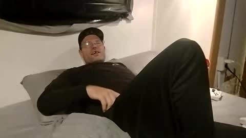 nicholasjesse51 online show from September 23, 3:42 am