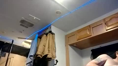 nicholasjesse51 online show from November 11, 11:49 pm