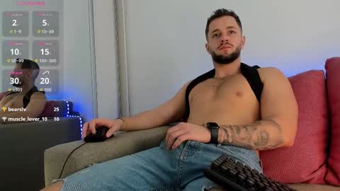 Snapshot of nicholassx chatting on October 22, 6:57 am Nicholassx online show from October 22, 6:57 am