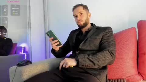 Snapshot of nicholassx chatting on November 9, 10:35 am Nicholassx online show from November 9, 10:35 am