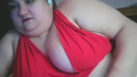 Snapshot of nicholle chatting on February 10, 11:23 pm Nicholle online show from February 10, 11:23 pm