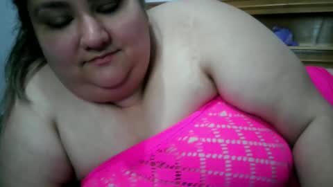 Snapshot of nicholle chatting on April 25, 10:29 pm Nicholle online show from April 25, 10:29 pm
