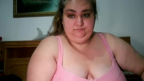 Snapshot of nicholle chatting on July 14, 10:15 pm Nicholle online show from July 14, 10:15 pm
