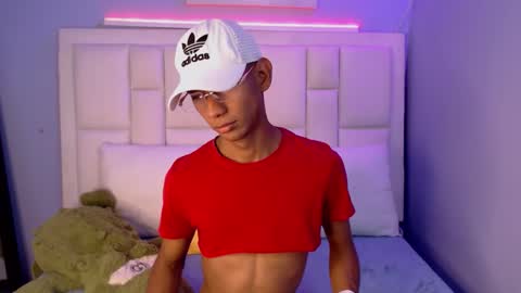 Nick online show from January 31, 9:02 pm