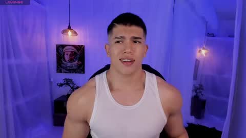 nick fenix online show from May 23, 2:39 am