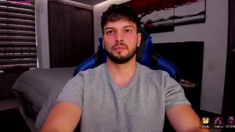 Snapshot of nick_klaus chatting on July 2, 10:05 pm Nick Klaus online show from July 2, 10:05 pm
