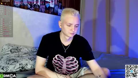 Snapshot of nick_kule chatting on December 1, 11:32 pm nick_kule online show from December 1, 11:32 pm