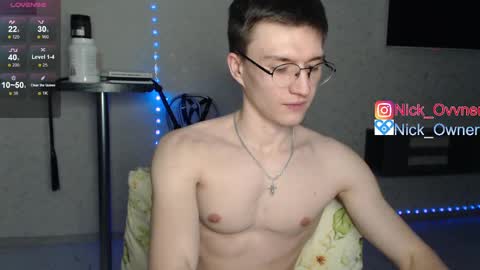 Nick online show from March 10, 11:27 pm