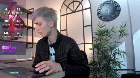 Nick  online show from October 13, 12:16 pm