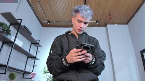 Nick  online show from February 19, 12:12 pm